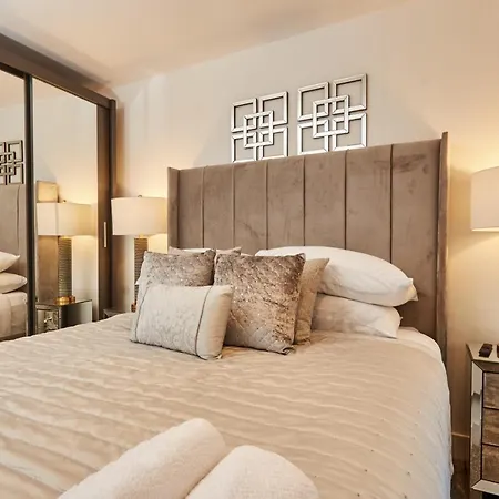 Deluxe River Canal View & Free Secure Parking! Leeds  Exterior photo