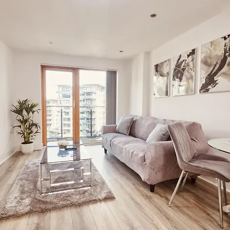Deluxe River Canal View & Free Secure Parking! Leeds  Exterior photo