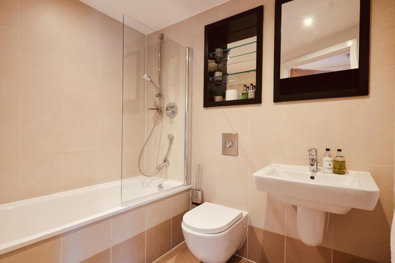 Apartment Deluxe River Canal View & Free Secure Parking!